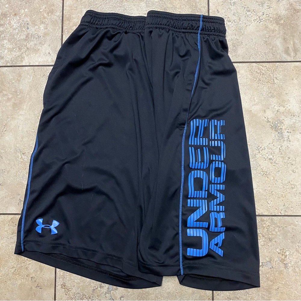 Under Armour Shorts Size Large Drawstring Pockets - image 2